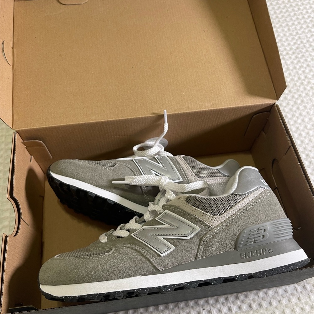 New Balance Classic Gray and White Sneakers